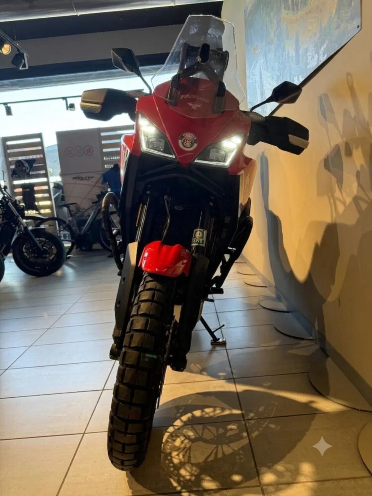 Moto Morini X-Cape 650 (2021 - 26) (5)
