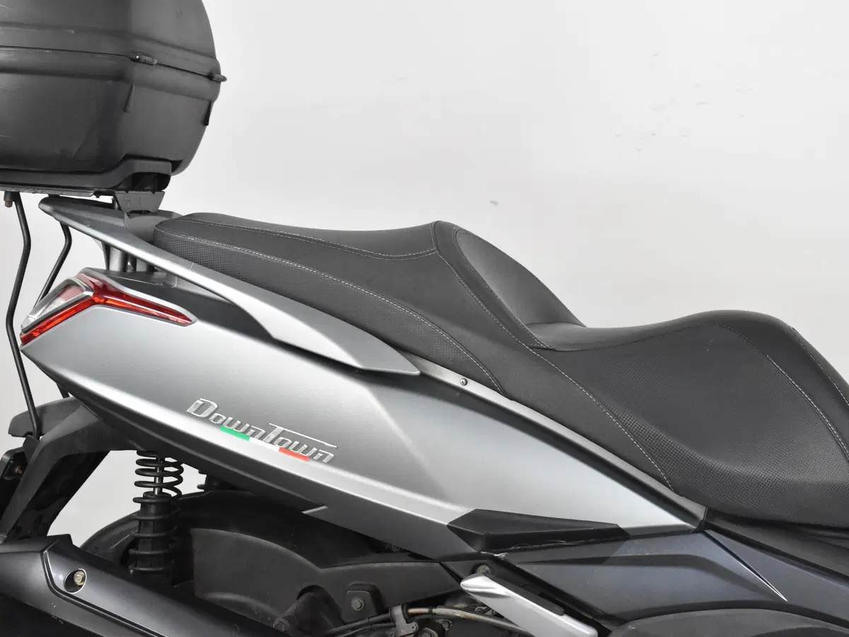 Kymco Downtown 350i ABS (2016 - 20) (8)