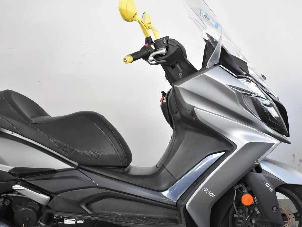 Kymco Downtown 350i ABS (2016 - 20) (9)