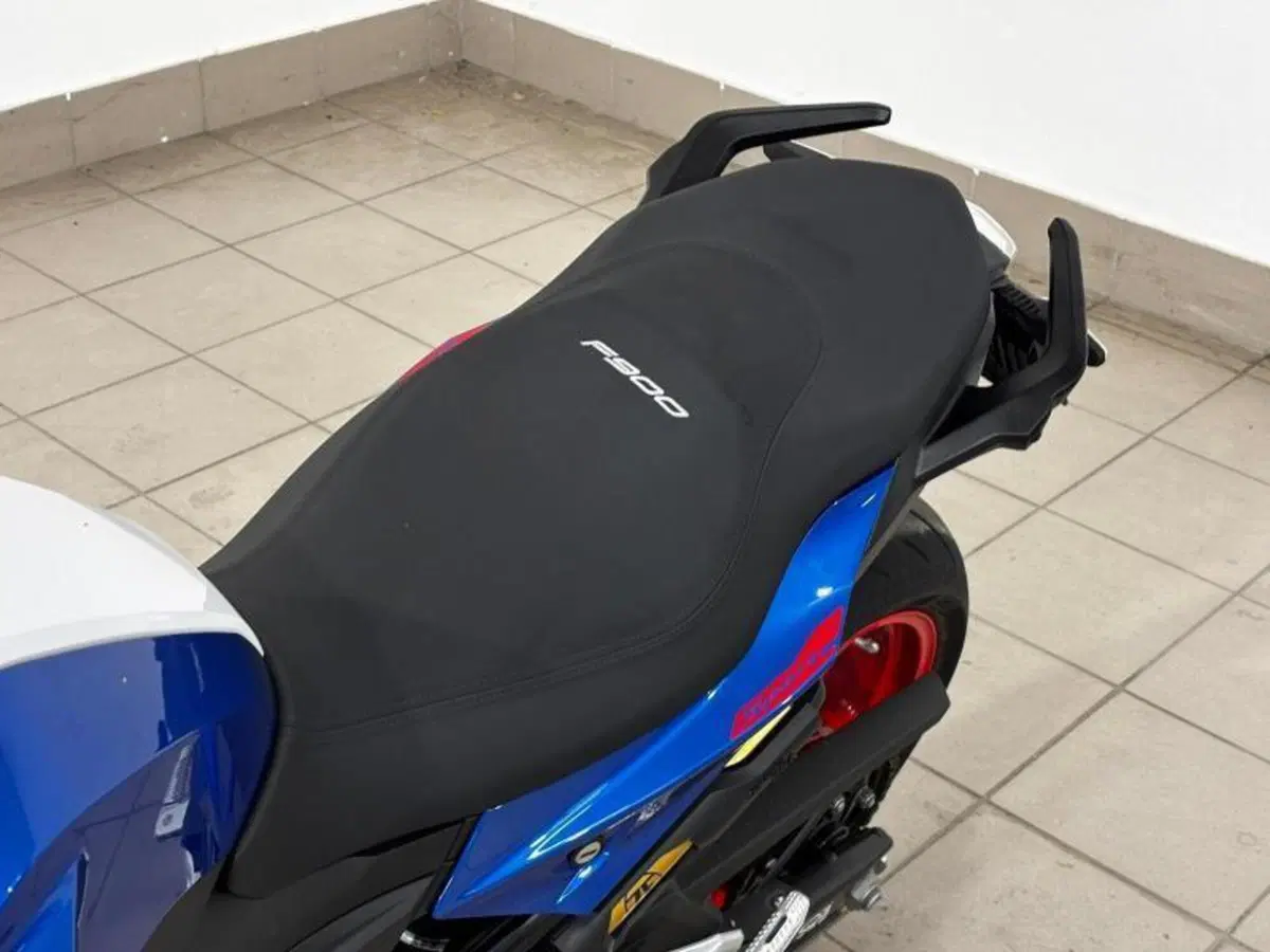 Bmw F 900 R (2025 - 27) (11)