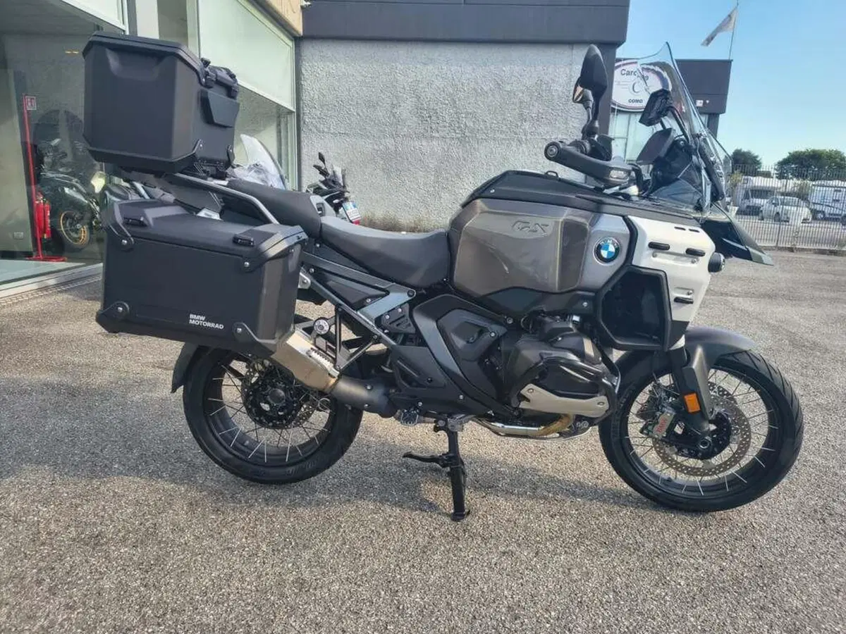 Bmw R 1300 GS Adventure Triple Black (2025 - 26) (4)