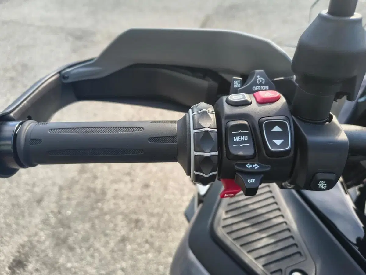 Bmw R 1300 GS Adventure Triple Black (2025 - 26) (5)