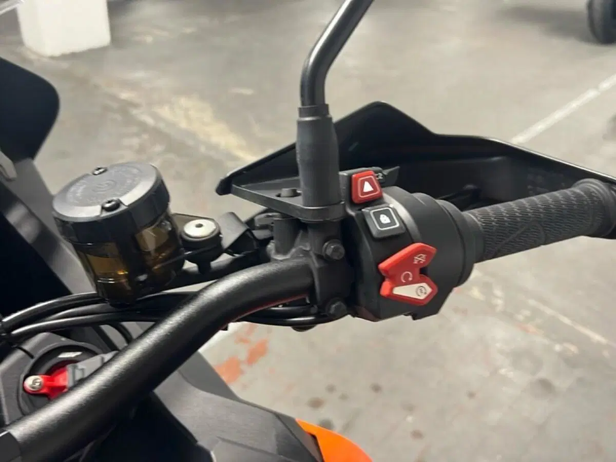 KTM 1290 Super Adventure S (2022 - 25) (11)