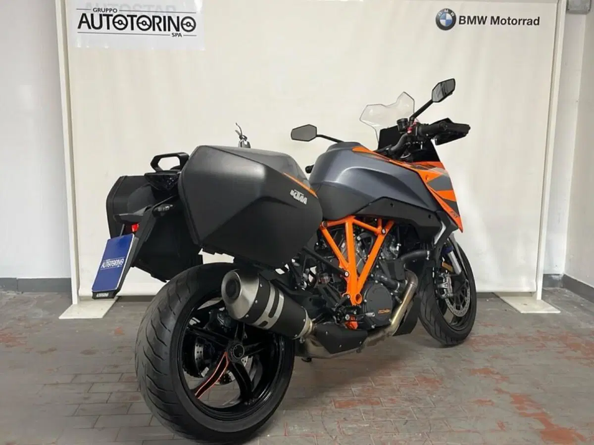 KTM 1290 Super Duke GT (2022 - 25) (7)