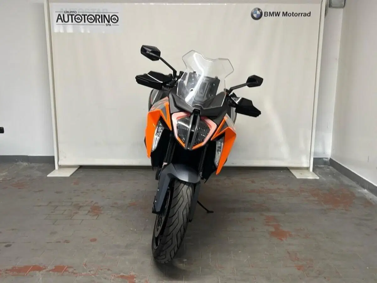 KTM 1290 Super Duke GT (2022 - 25) (2)