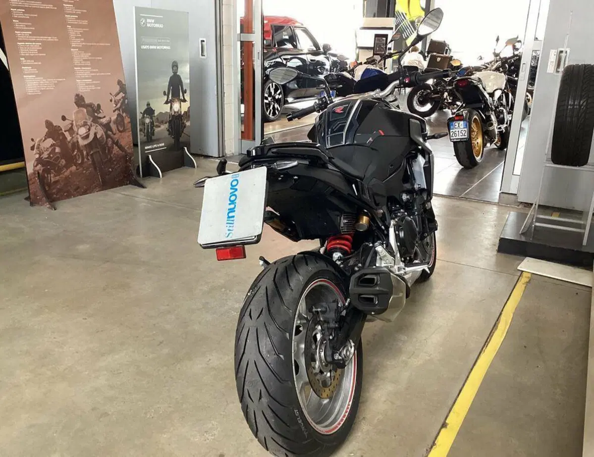 Bmw F 900 R (2017 - 20) (5)