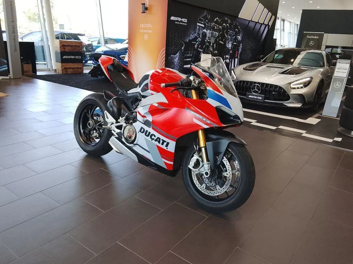 Ducati Panigale V4 S 1100 Corse (2019) (3)