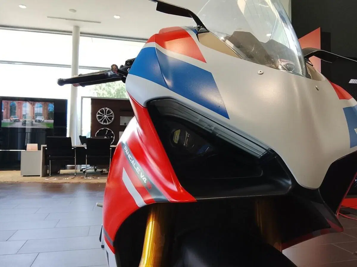 Ducati Panigale V4 S 1100 Corse (2019) (12)