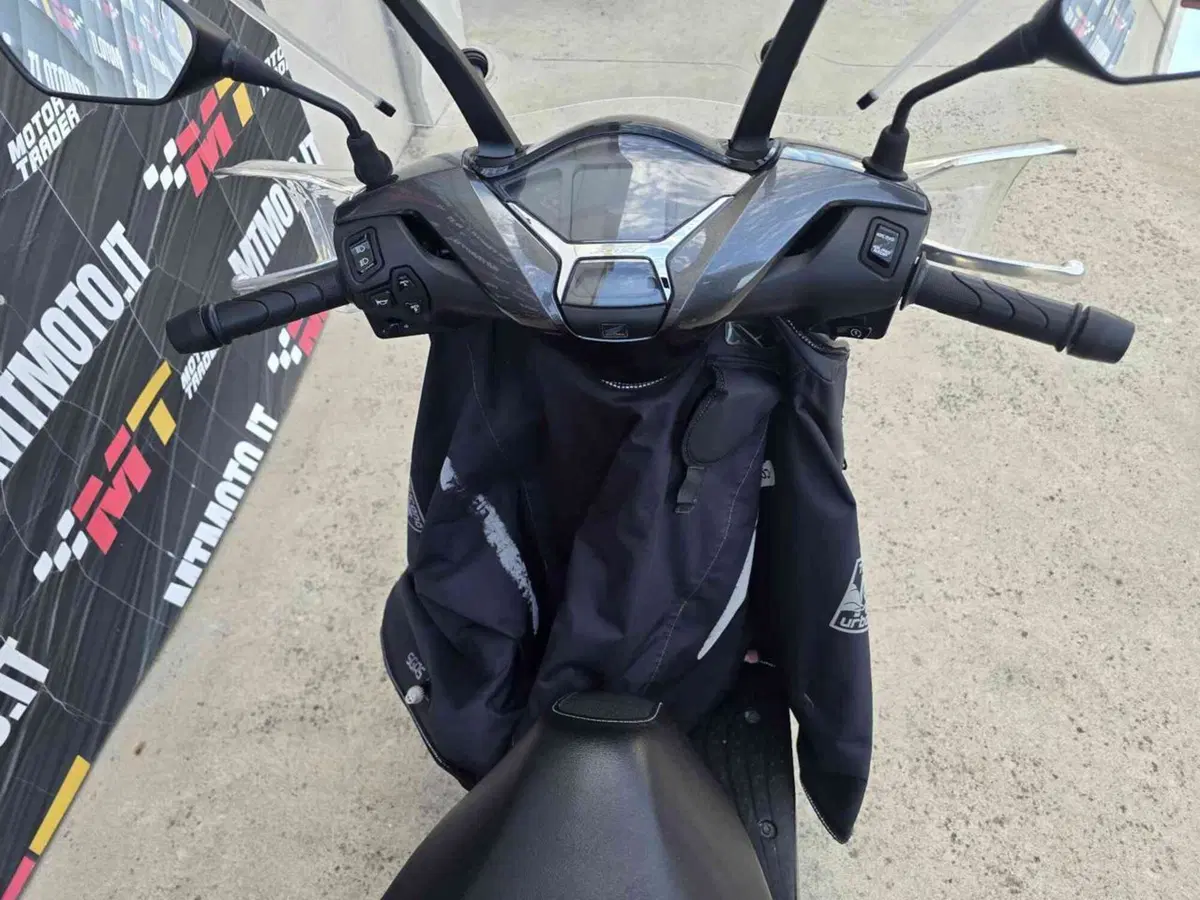 Honda SH 150i (2020 - 23) (7)