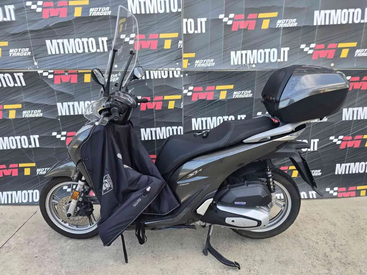 Honda SH 150i (2020 - 23) (2)