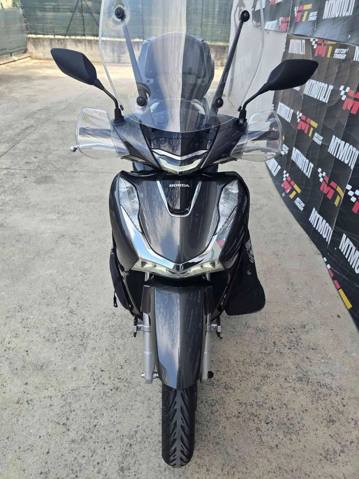 Honda SH 150i (2020 - 23) (12)