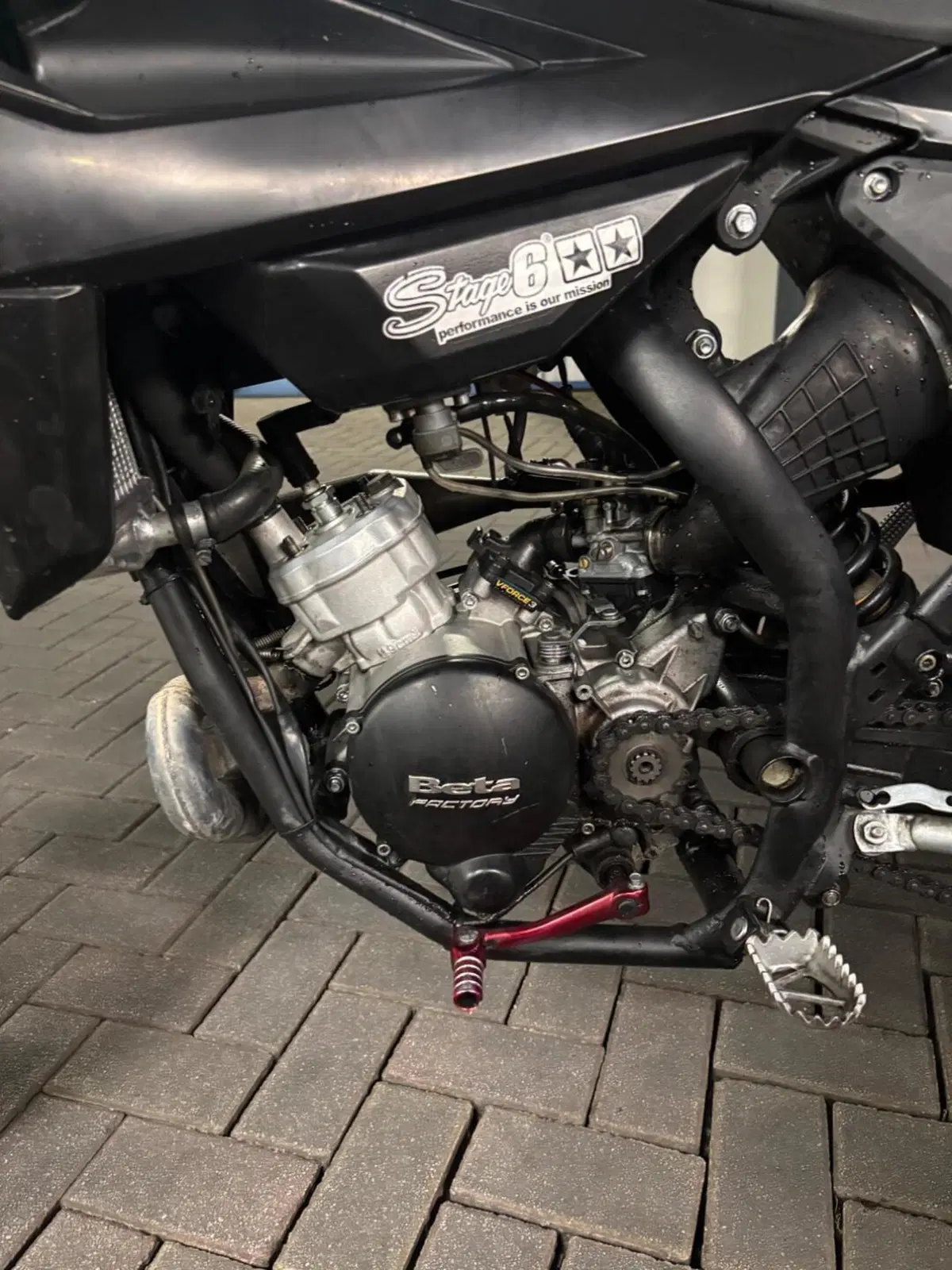 Betamotor RR 50 Motard - X Special Edition (2024 - 26) (2)