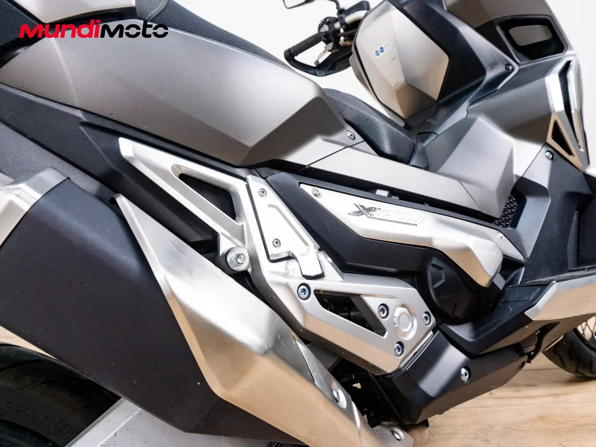 Honda X-ADV 750 (2018 - 20) (4)