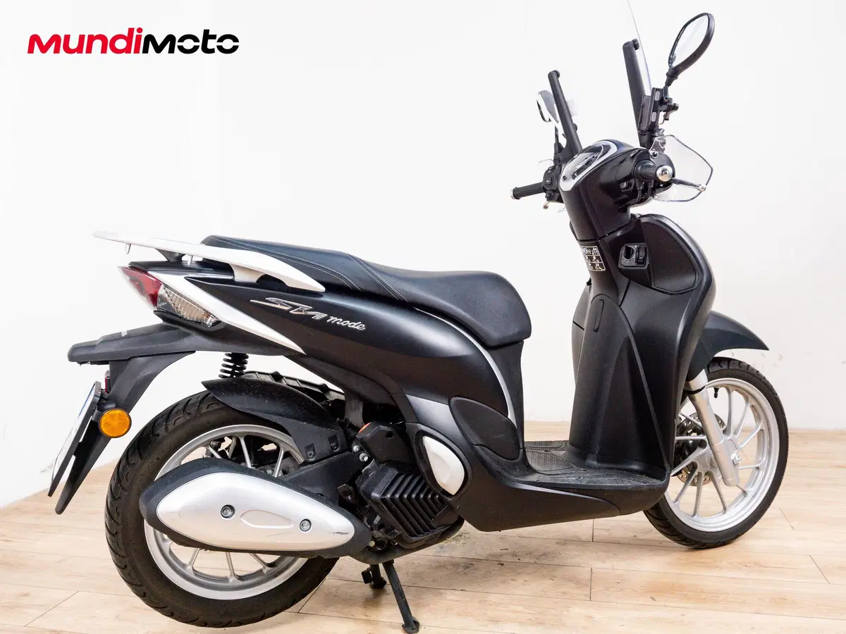 Honda SH 125 Mode (2024 - 26) (3)