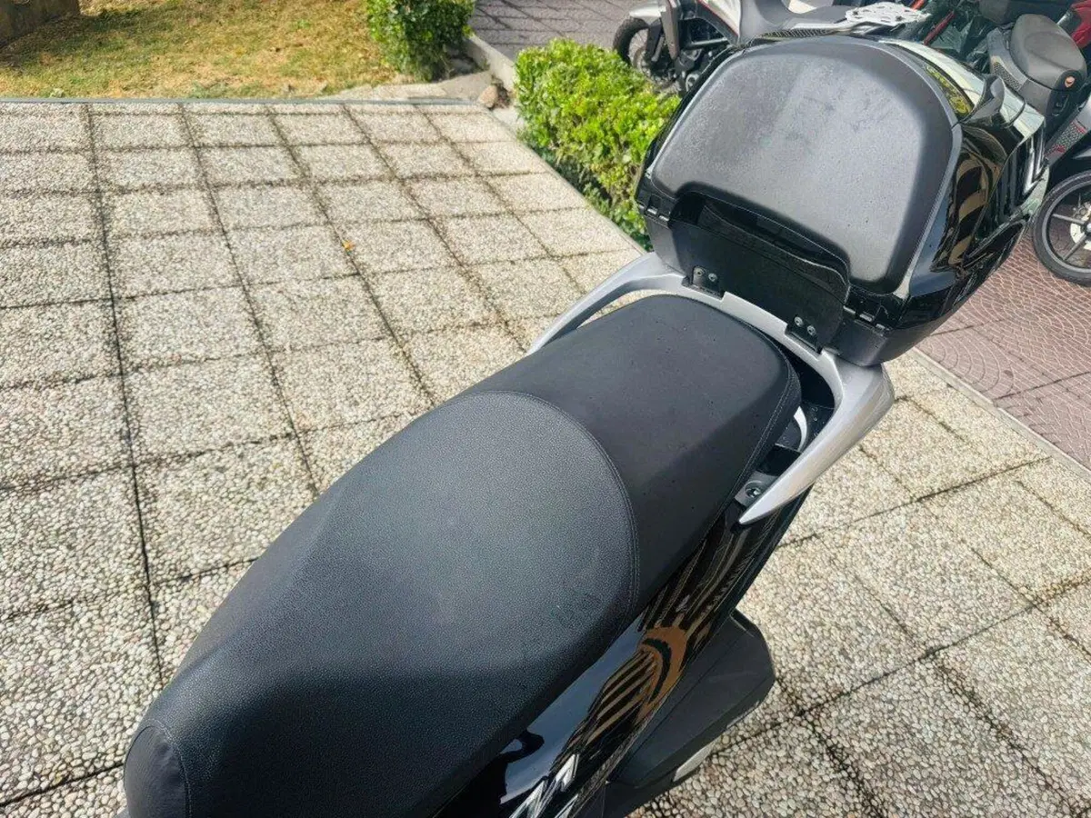 Honda SH 350 (2021 - 24) (2)