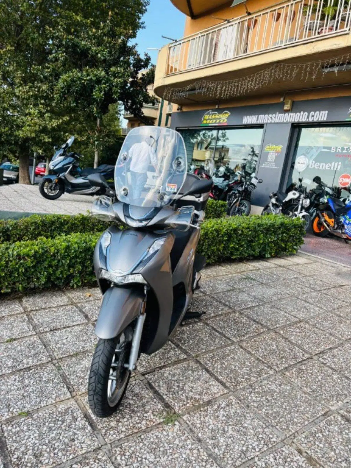 Honda SH 350 (2021 - 24) (2)