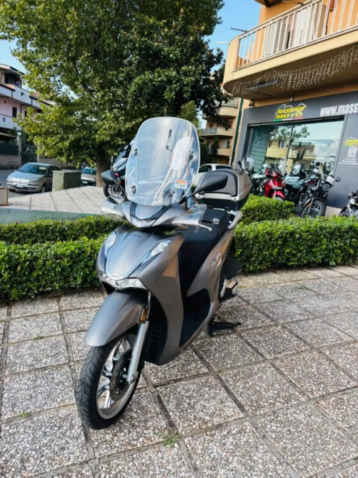 Honda SH 350 (2021 - 24) (6)