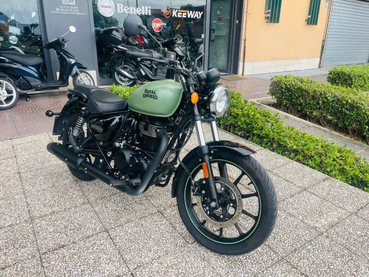 Royal Enfield Meteor 350 (2021 - 26) (7)