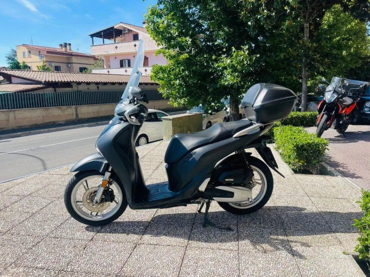 Honda SH 150i (2017 - 19) (7)