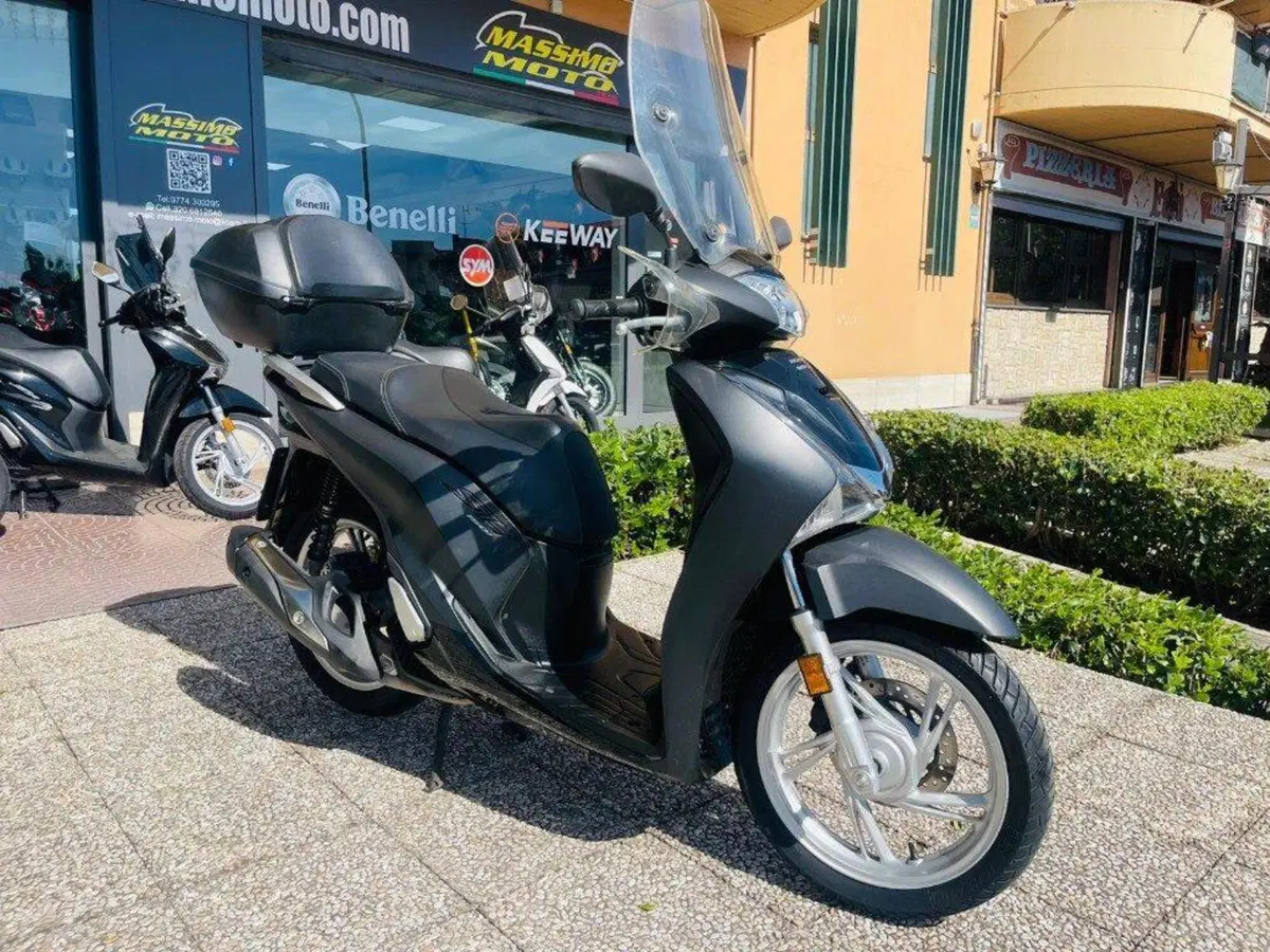 Honda SH 150i (2017 - 19) (4)