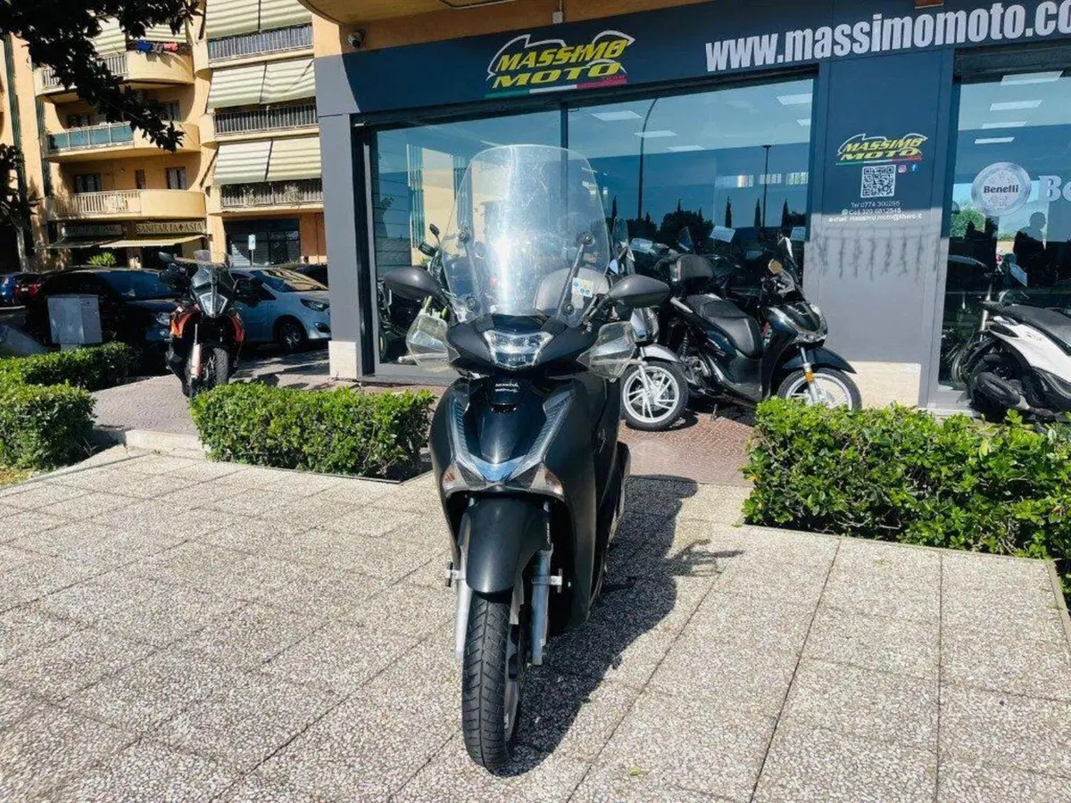 Honda SH 150i (2017 - 19) (2)
