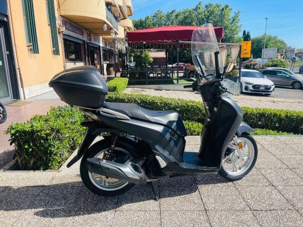 Honda SH 150i (2017 - 19) (10)