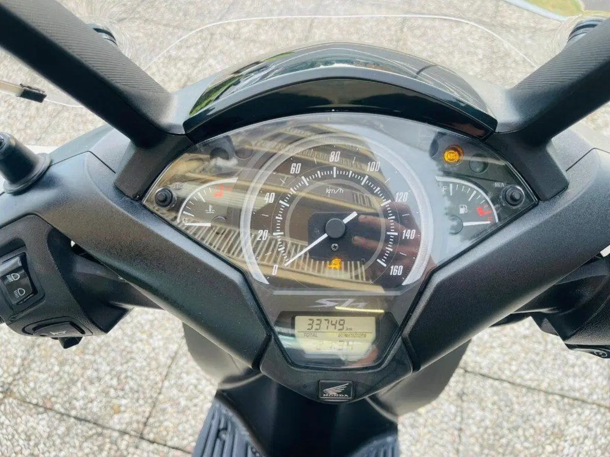 Honda SH 150i (2017 - 19) (3)