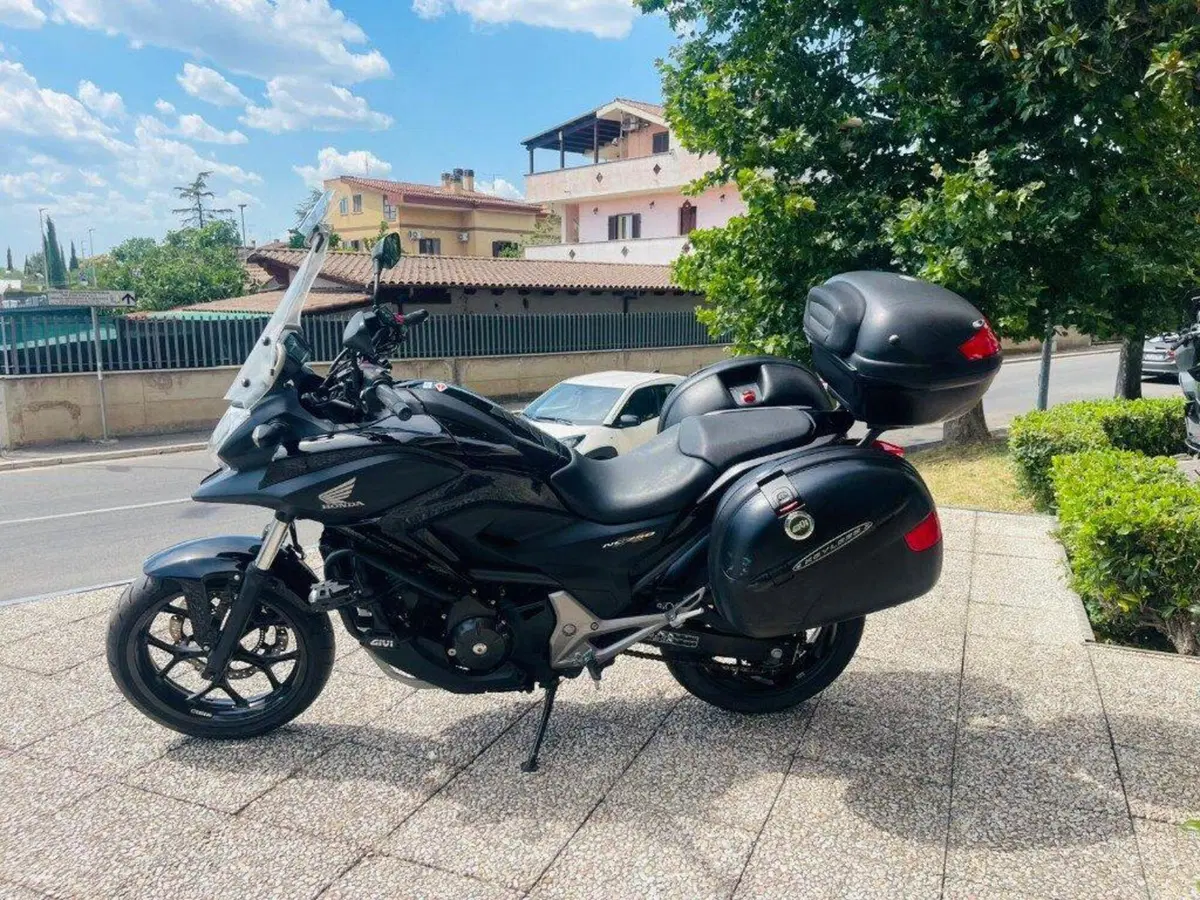 Honda NC 750 X DCT ABS (2014 - 15) (2)