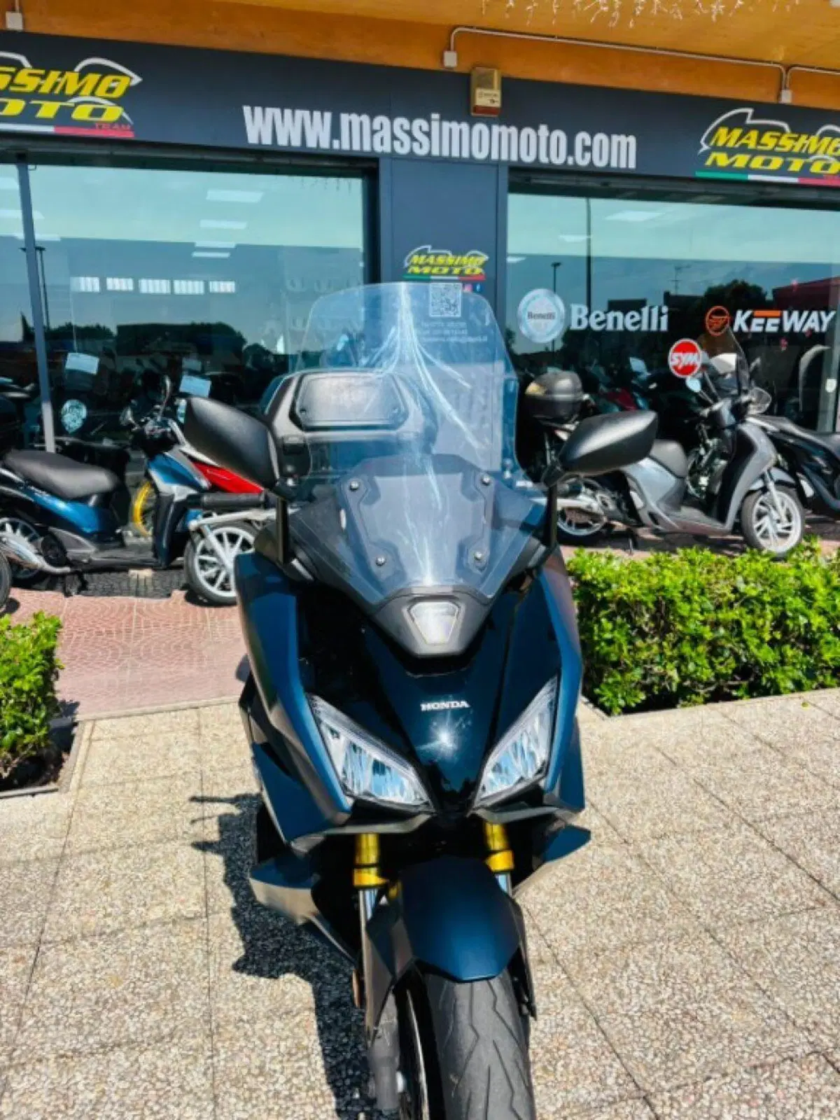Honda Forza 750 DCT (2021 - 24) (4)