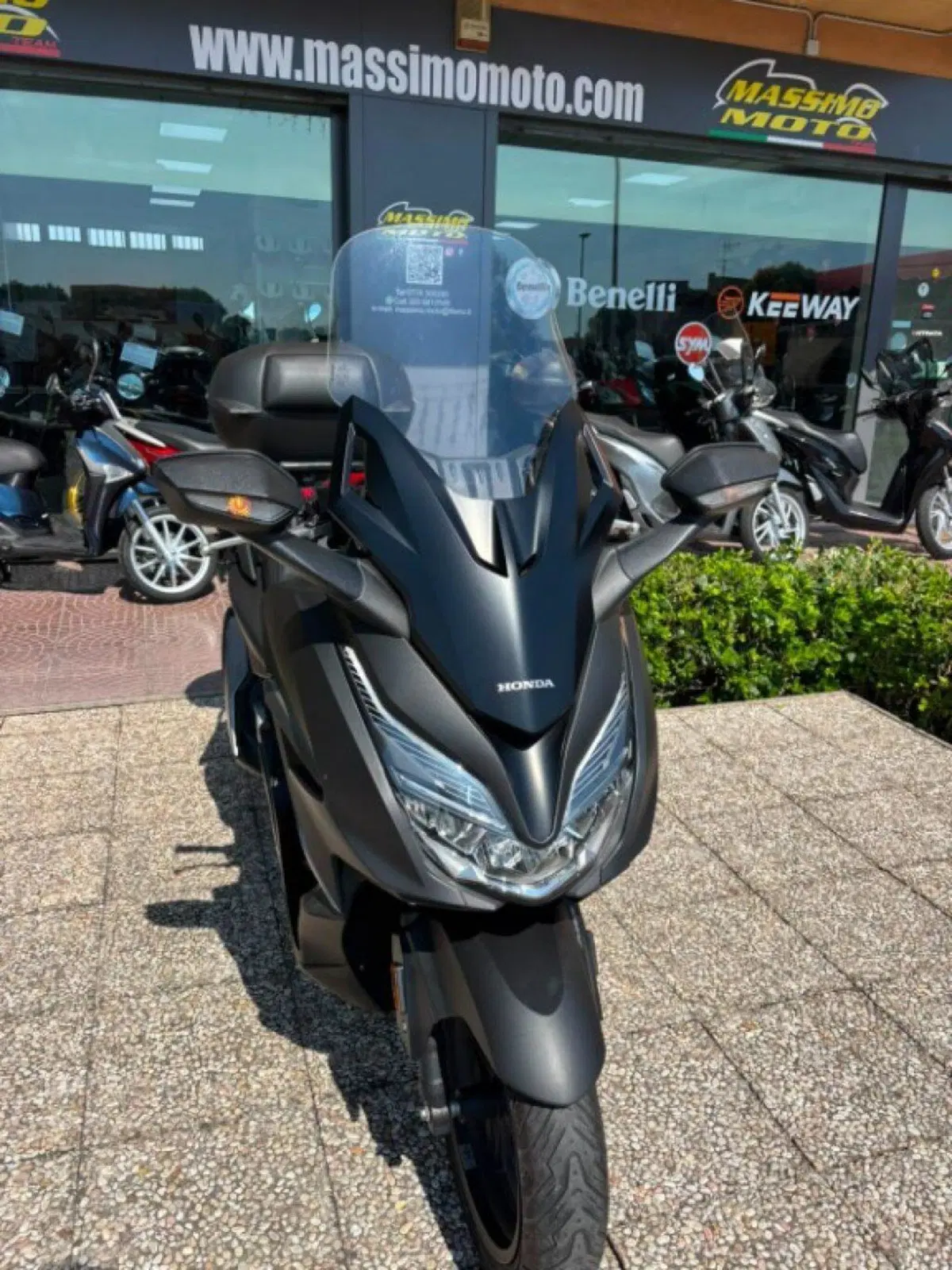 Honda Forza 350 (2022 - 24) (2)