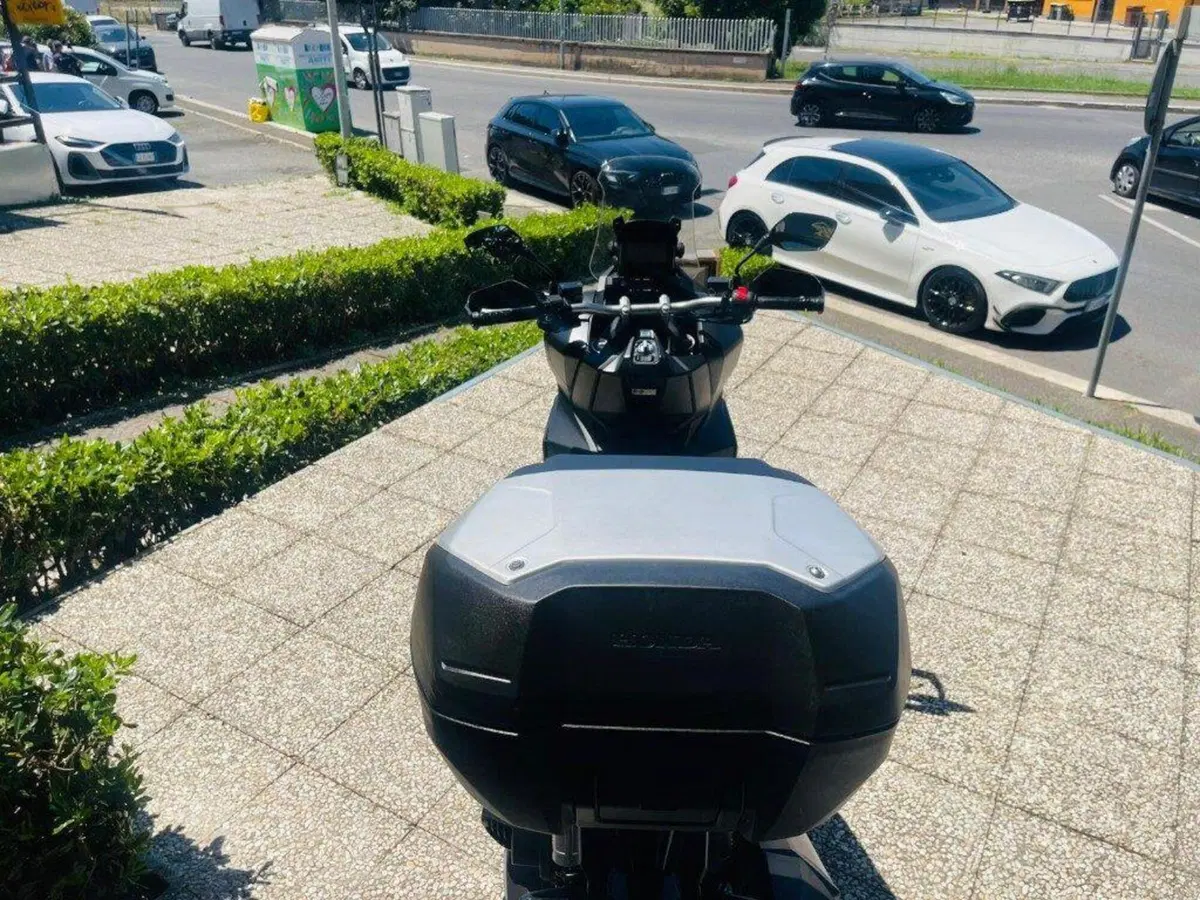 Honda ADV 350 (2022 - 24) (6)