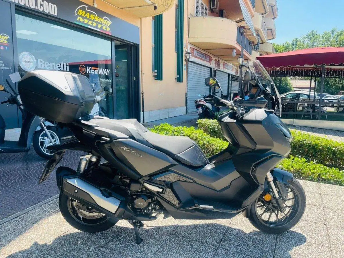 Honda ADV 350 (2022 - 24) (10)