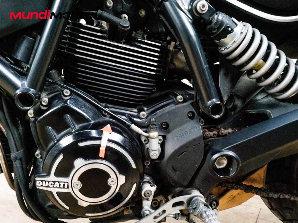 Ducati Scrambler 800 Icon Dark (2020) (17)