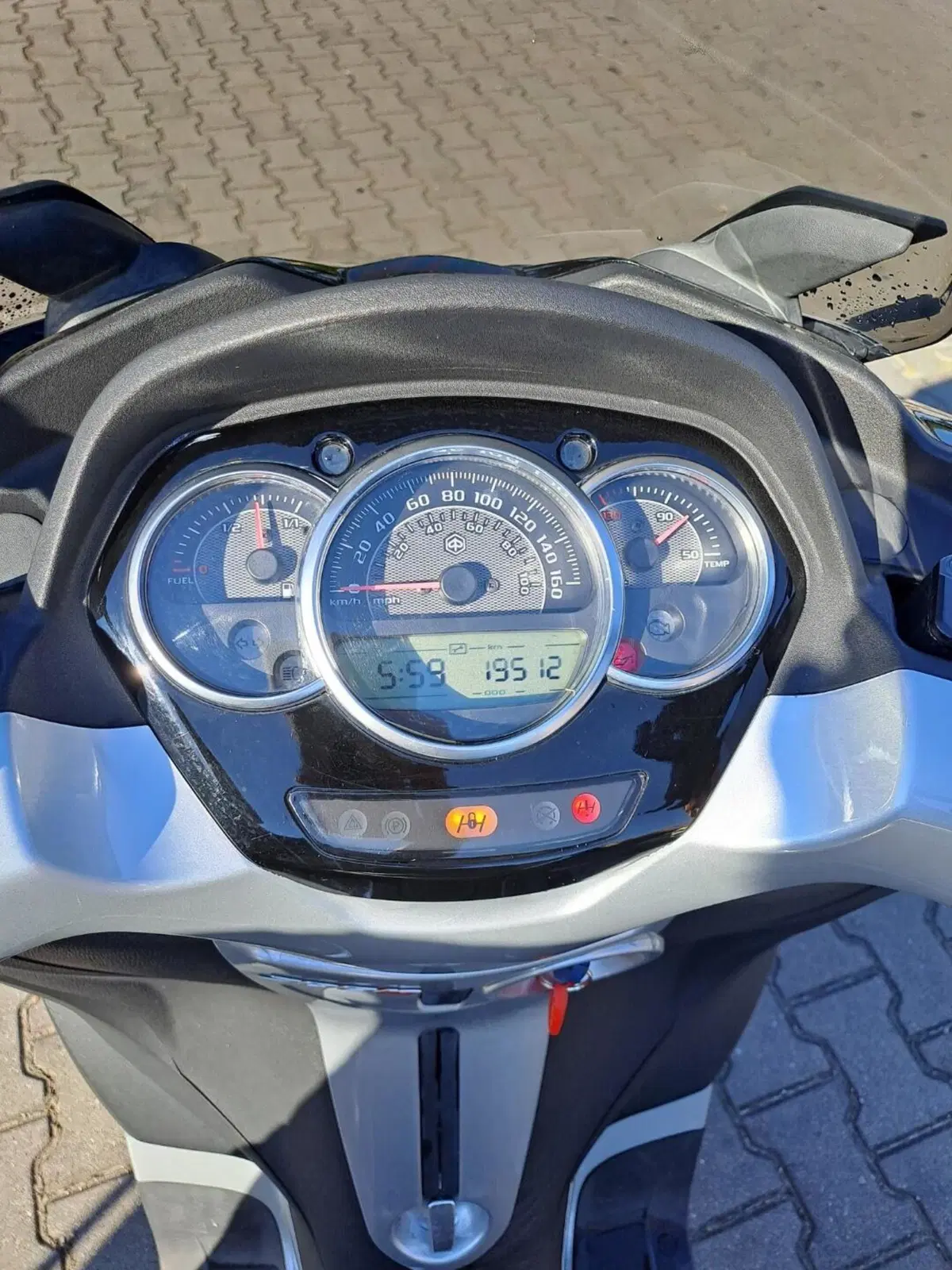 Piaggio Mp3 300 ie Yourban LT (2011 - 16) (5)
