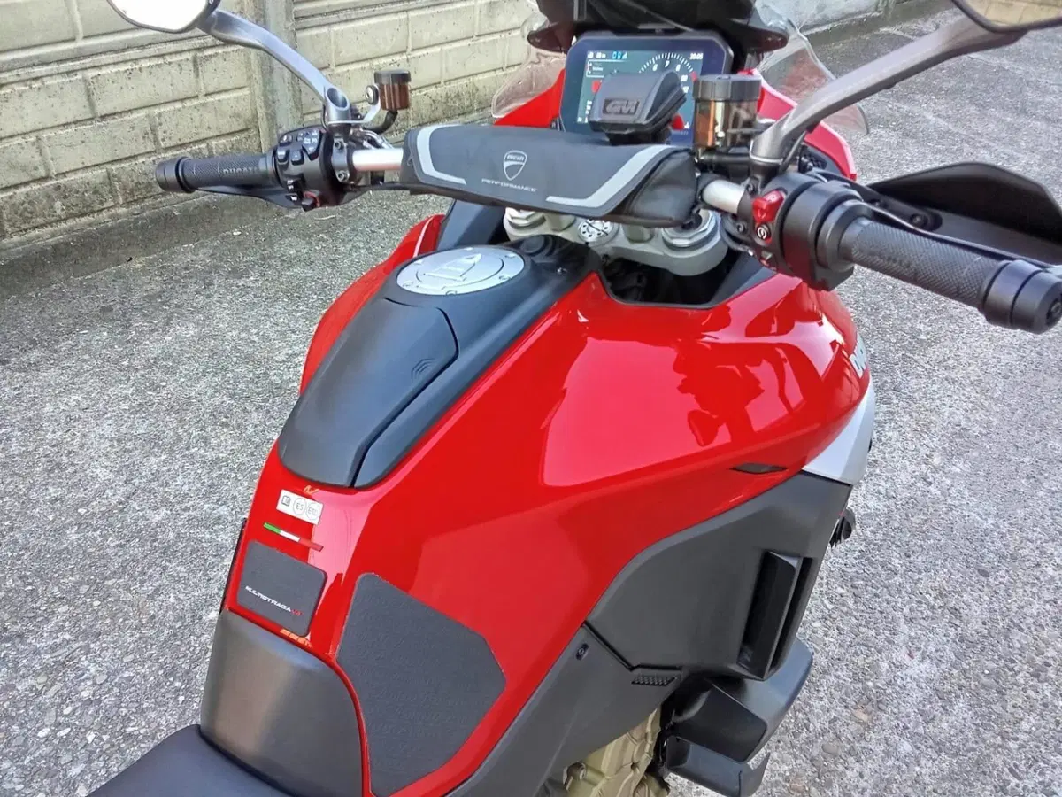 Ducati Multistrada V4 S (2021 - 24) (4)