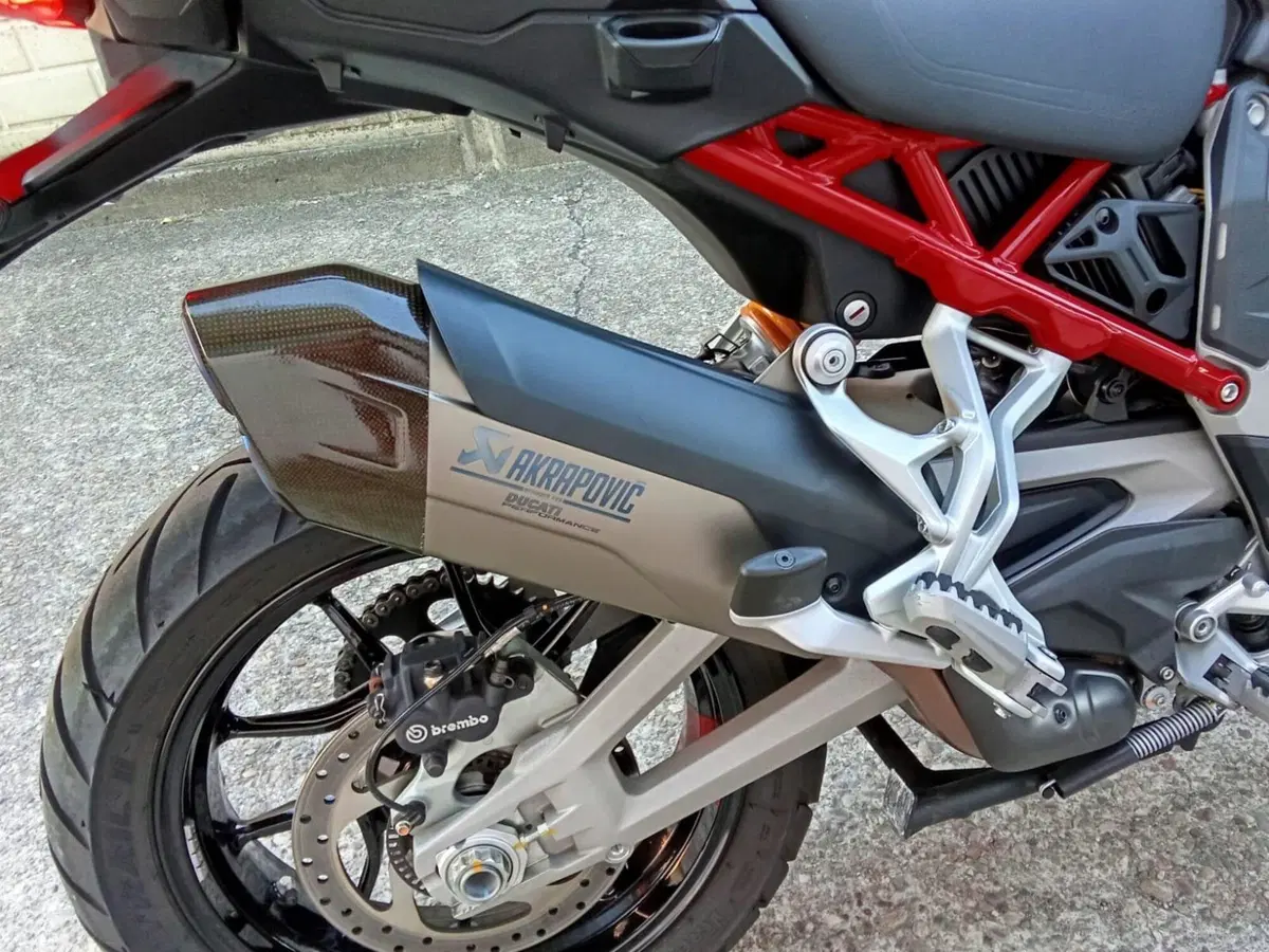Ducati Multistrada V4 S (2021 - 24) (8)