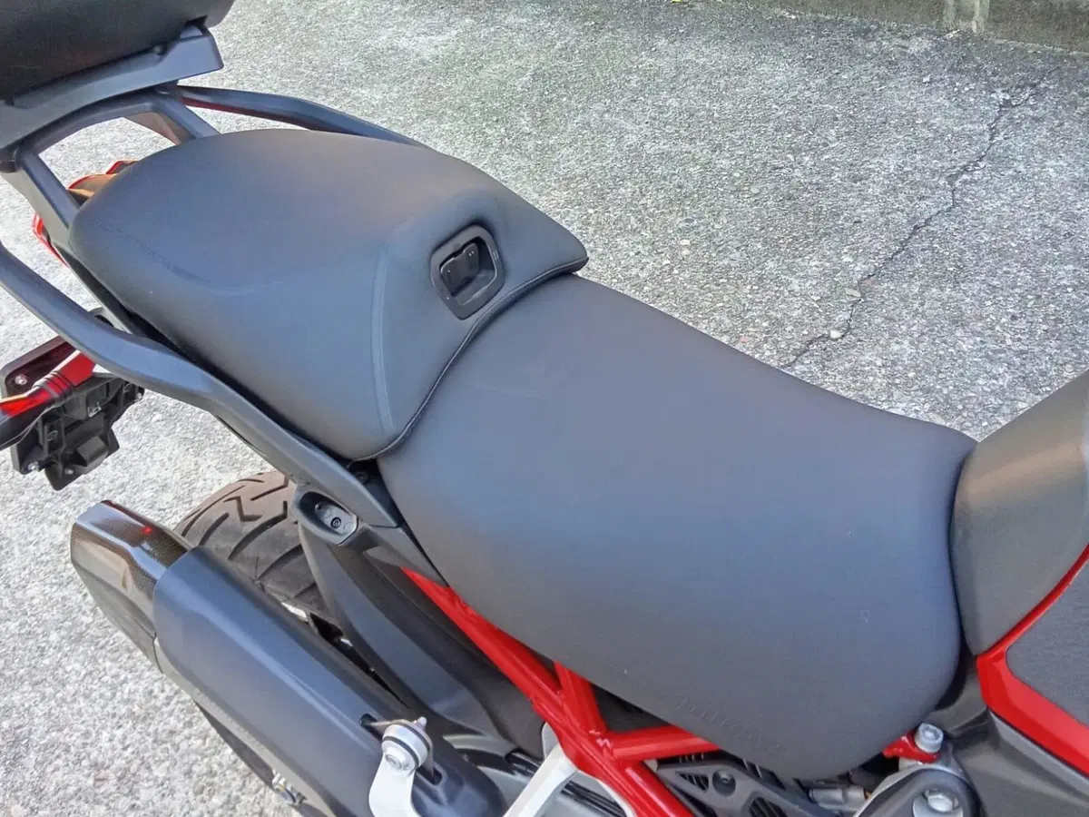 Ducati Multistrada V4 S (2021 - 24) (10)