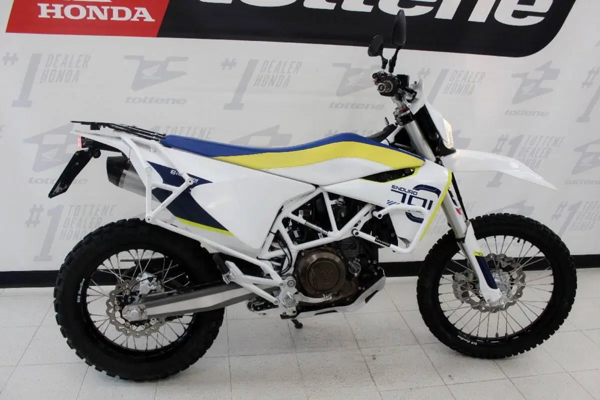 Husqvarna 701 Enduro (2017 - 19) (2)