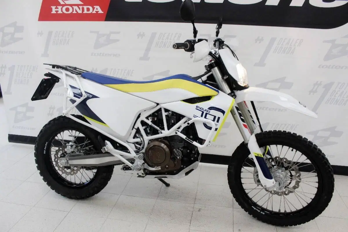 Husqvarna 701 Enduro (2017 - 19) (3)