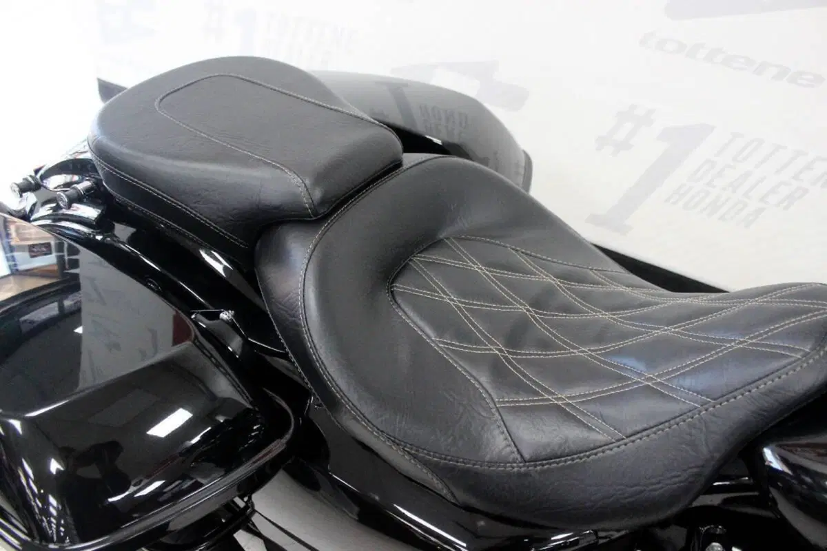 Harley-Davidson 107 Sport Glide (2018 - 20) (6)