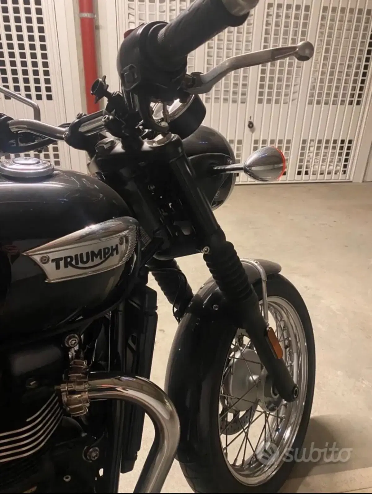 Triumph Bonneville T100 (2017 - 20) (3)