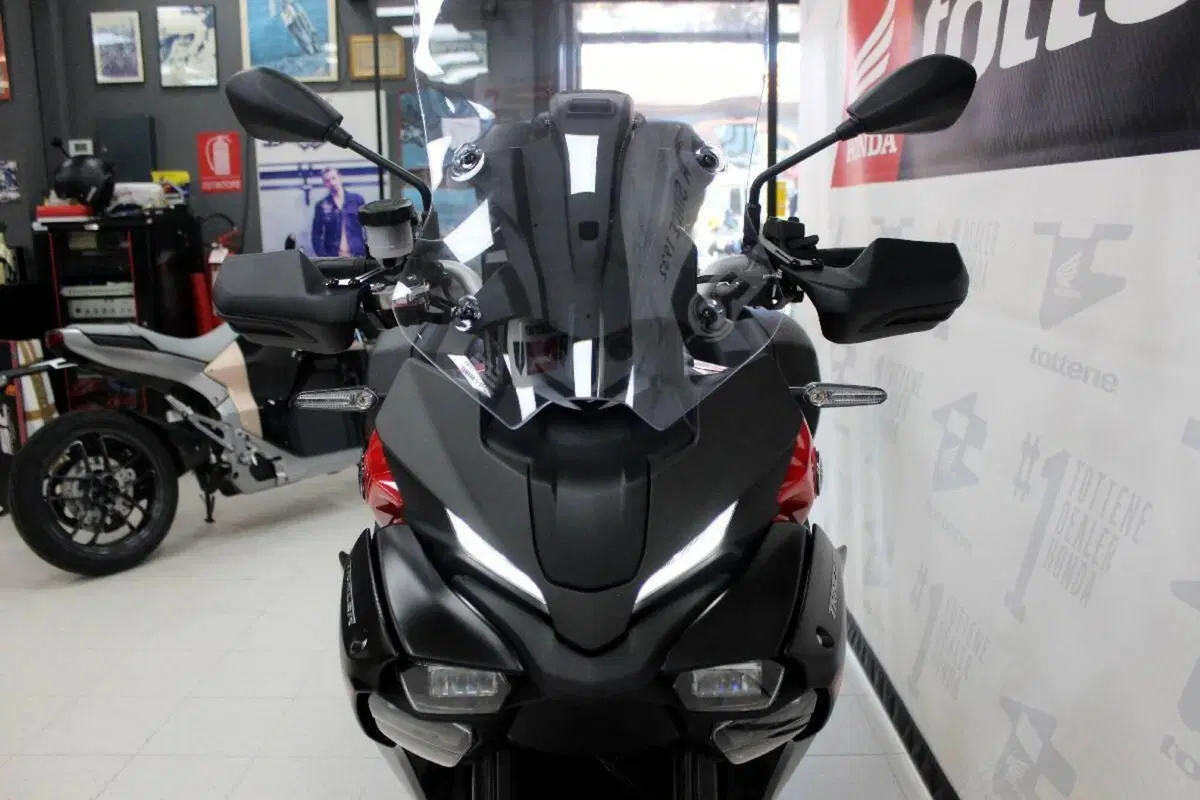 Yamaha Tracer 9 (2025 - 26) (4)