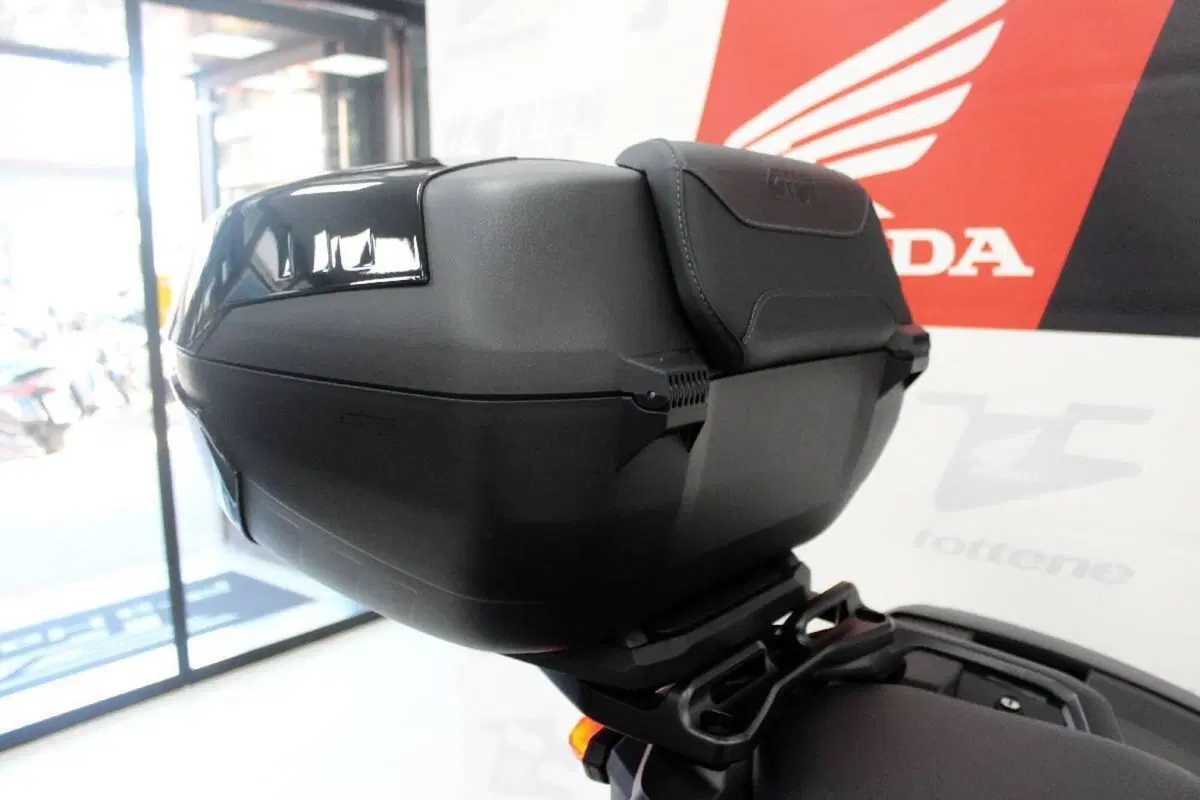 Yamaha Tracer 9 (2025 - 26) (5)