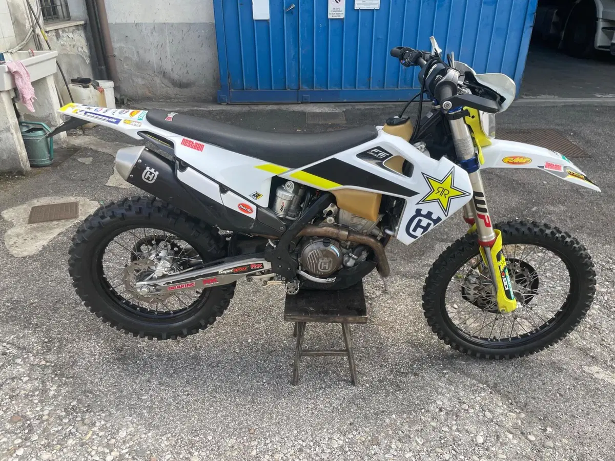Husqvarna FE 350 Rockstar Edition (2021) (2)