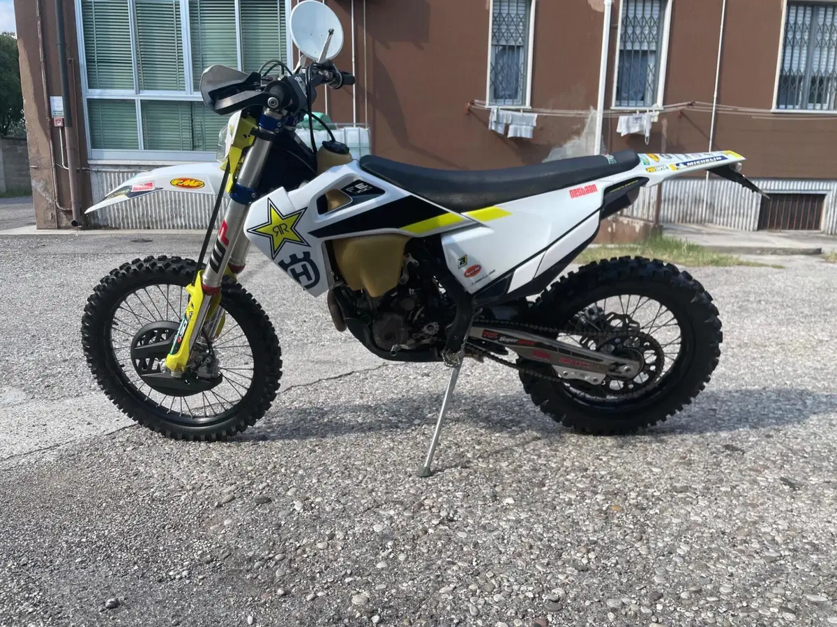Husqvarna FE 350 Rockstar Edition (2021) (8)