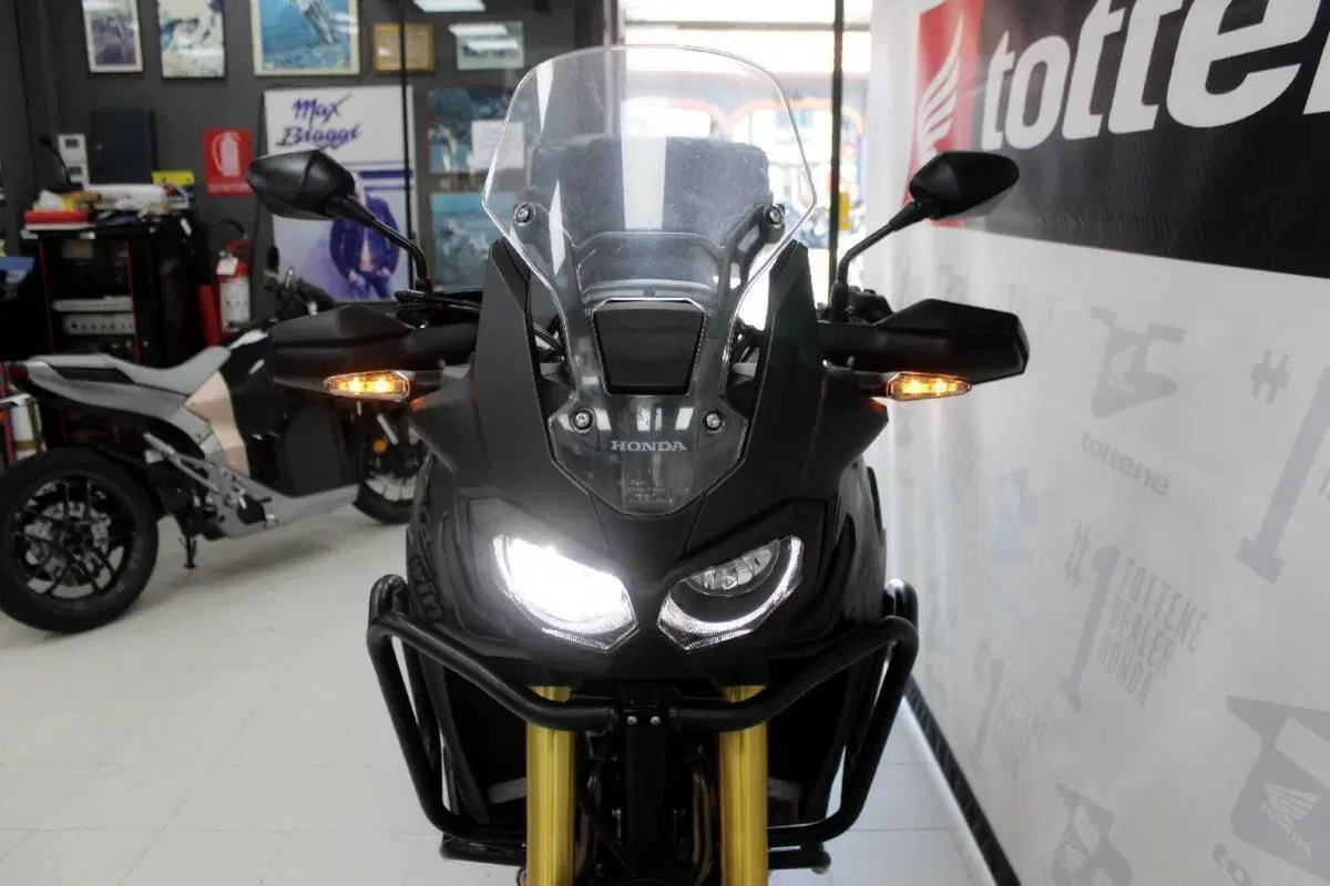 Honda Africa Twin CRF 1000L DCT ABS (2016 - 17) (4)