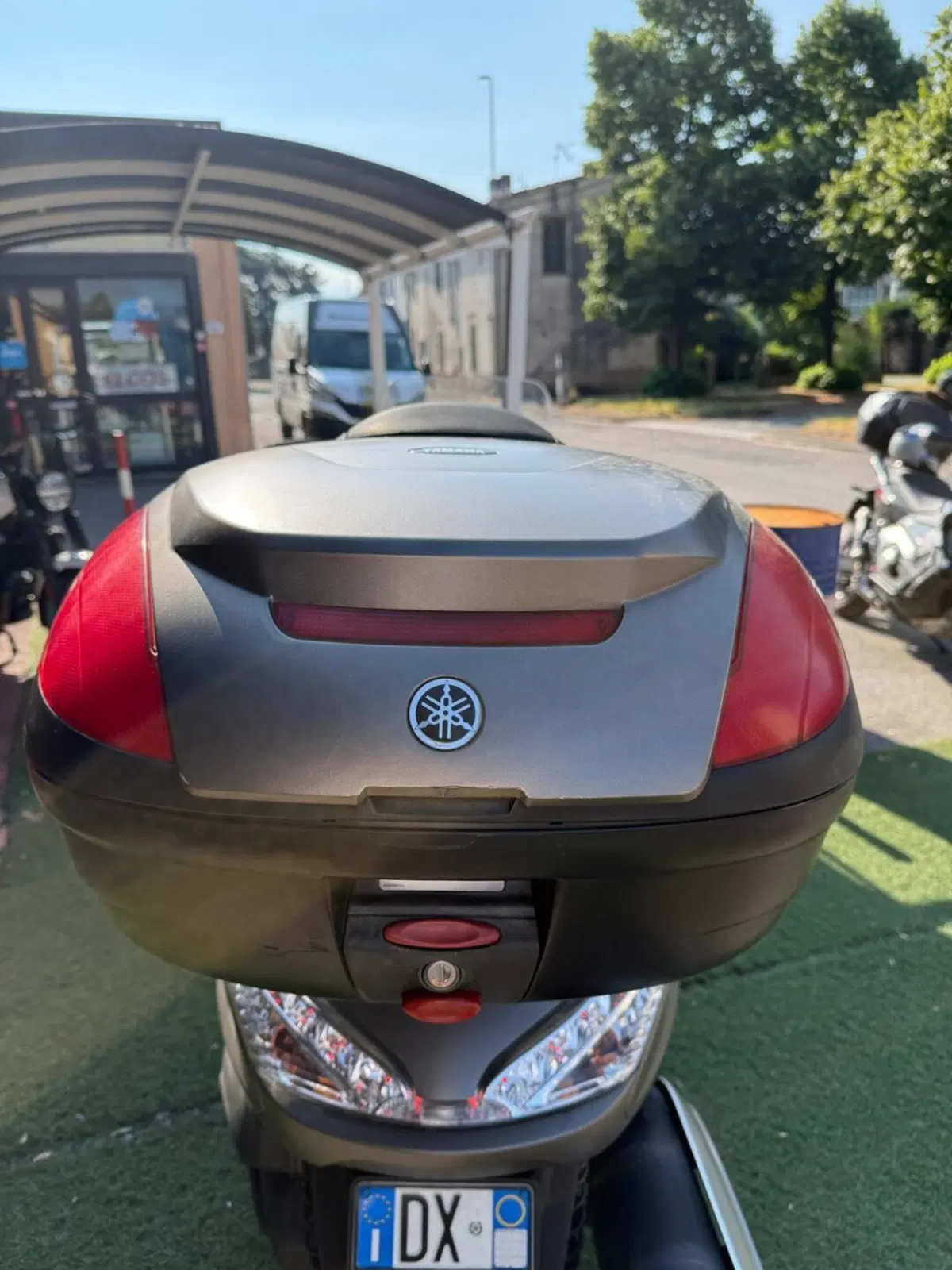 Yamaha Majesty 400 ABS (2011 - 14) (9)