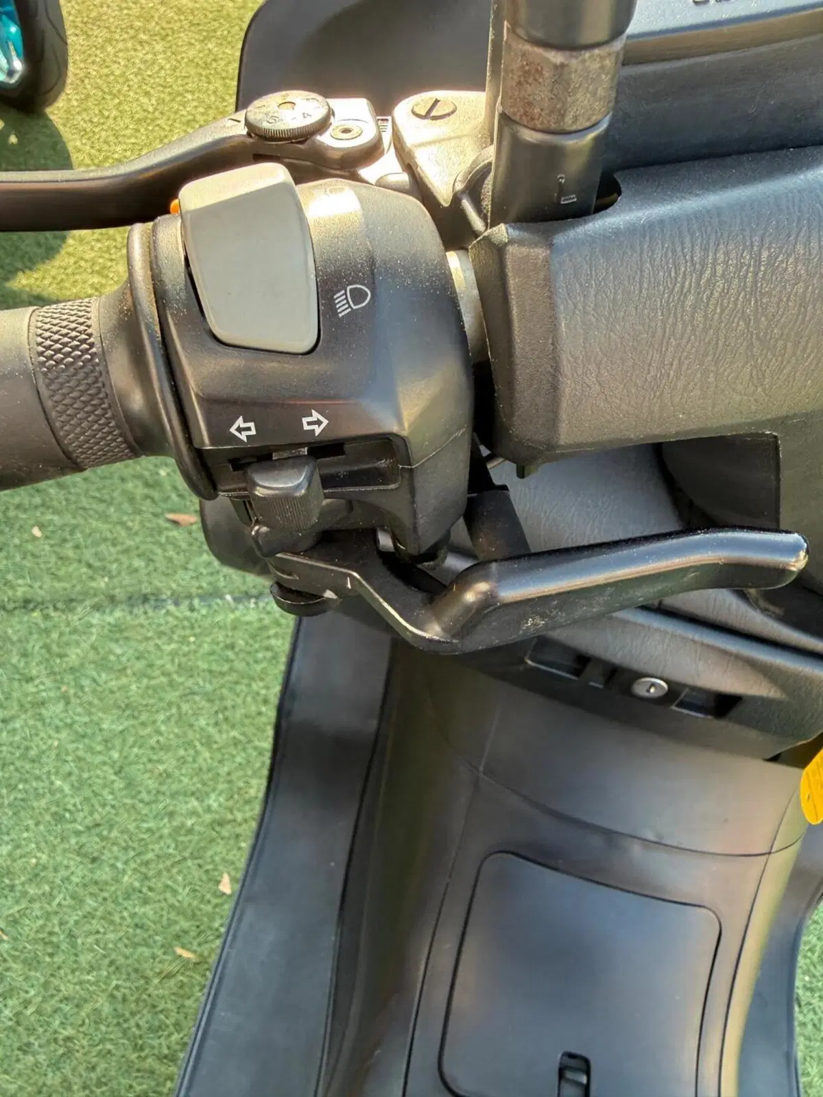 Yamaha Majesty 400 ABS (2011 - 14) (13)
