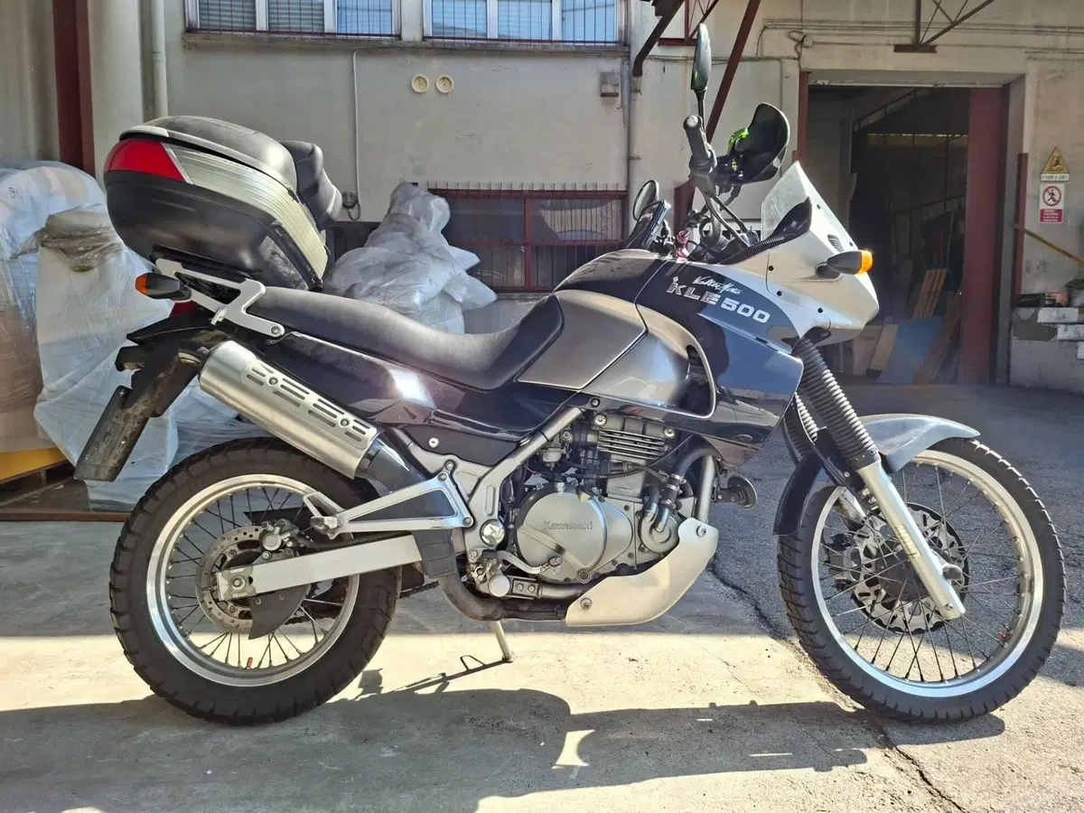 Kawasaki KLE 500 (2001 - 04) (2)