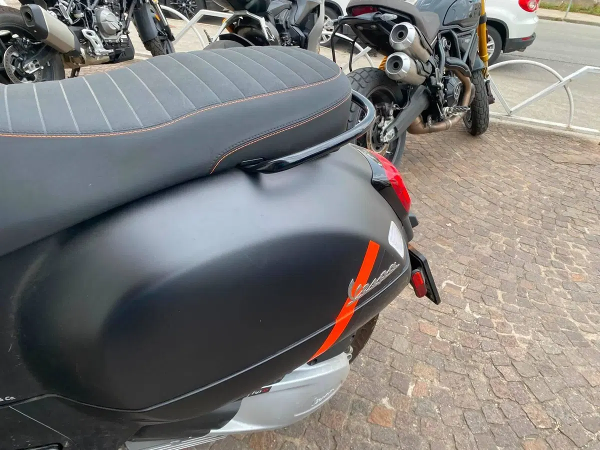Vespa GTS 300 Super Sport (2023 - 24) (5)
